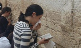 娱乐吃瓜君说郭老师,吃瓜群众热议背后的真相